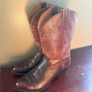 Ariat Heritage Sedona Distressed Brown Leather Men's Boots size 9.5